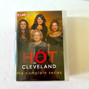 Hot In Cleveland: Complete Series - opened DVD box set - unused unwatched